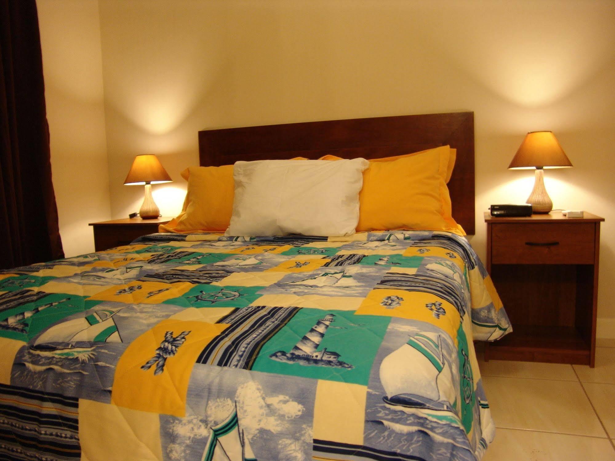 Agua Clara Eco Suites オラニエスタッド エクステリア 写真