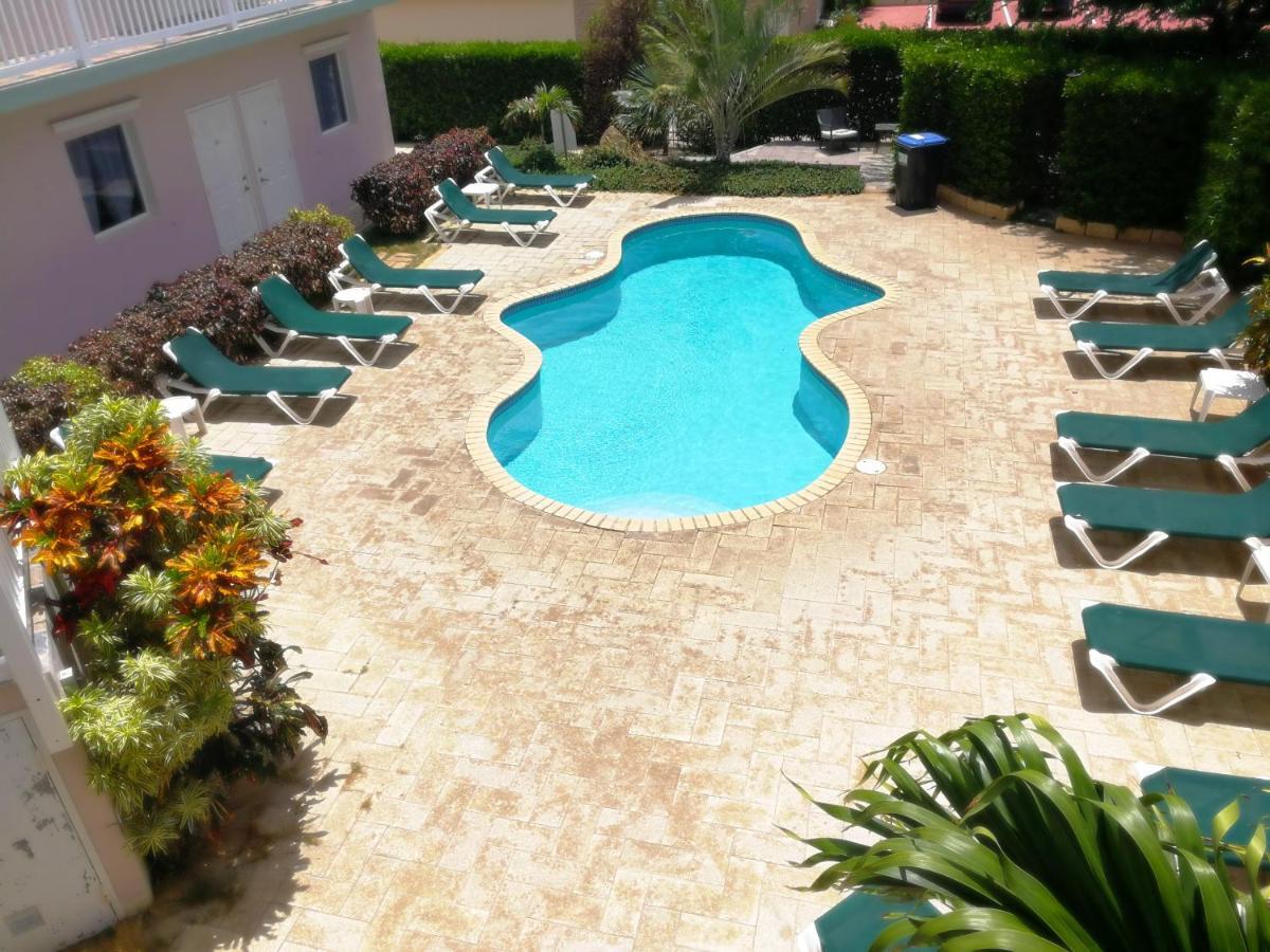Agua Clara Eco Suites オラニエスタッド エクステリア 写真