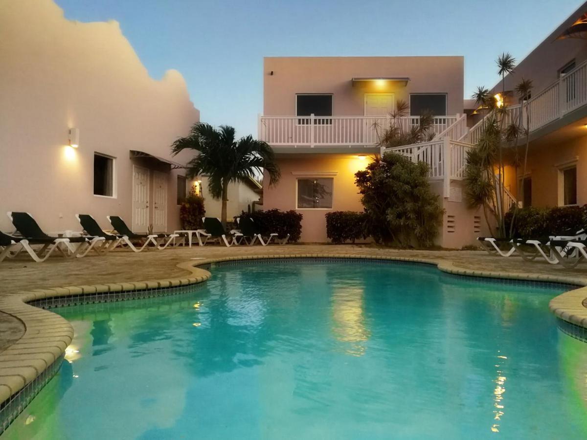 Agua Clara Eco Suites オラニエスタッド エクステリア 写真