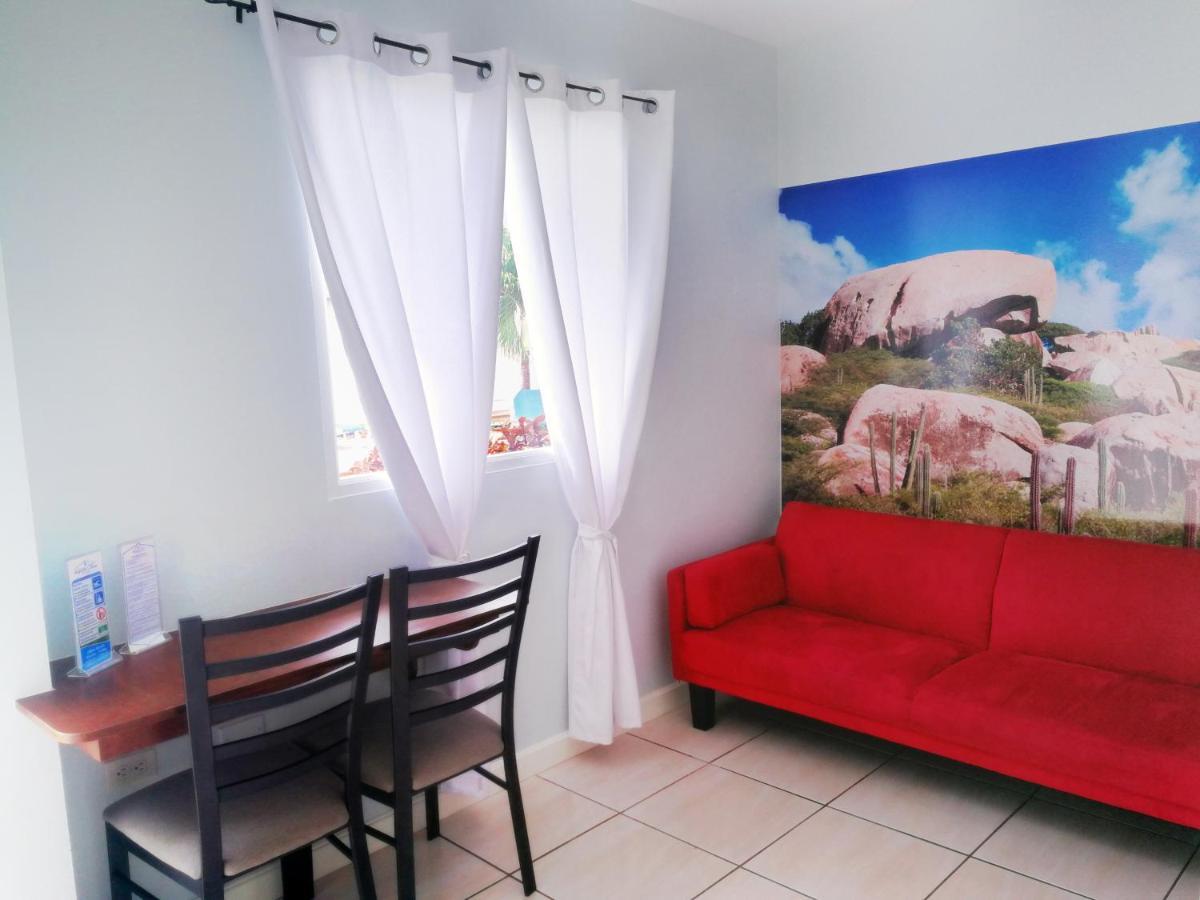 Agua Clara Eco Suites オラニエスタッド エクステリア 写真