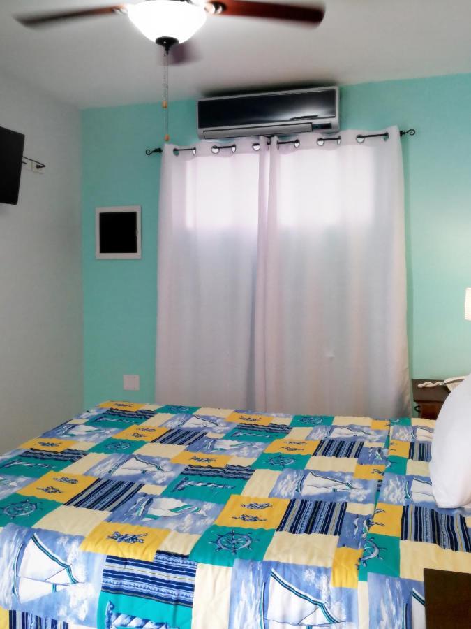 Agua Clara Eco Suites オラニエスタッド エクステリア 写真