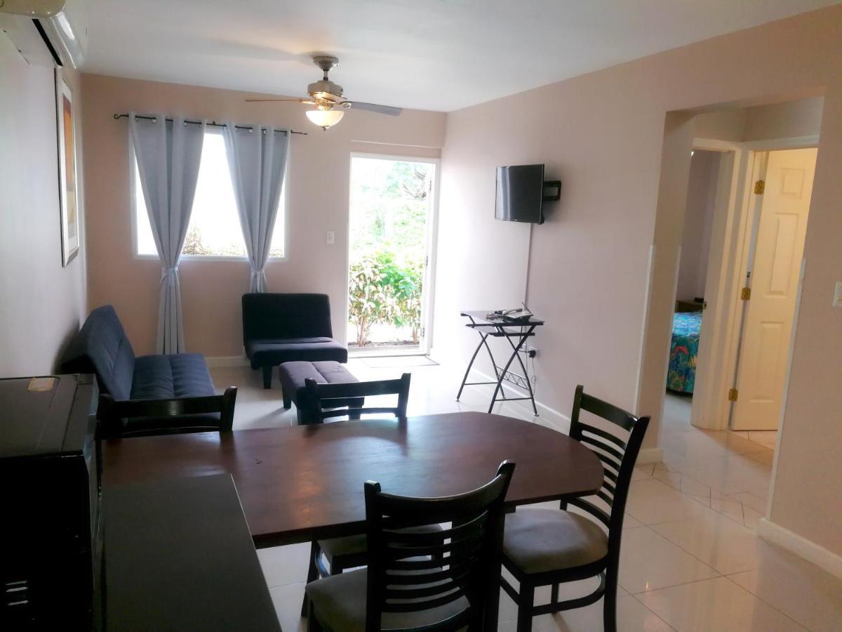 Agua Clara Eco Suites オラニエスタッド エクステリア 写真