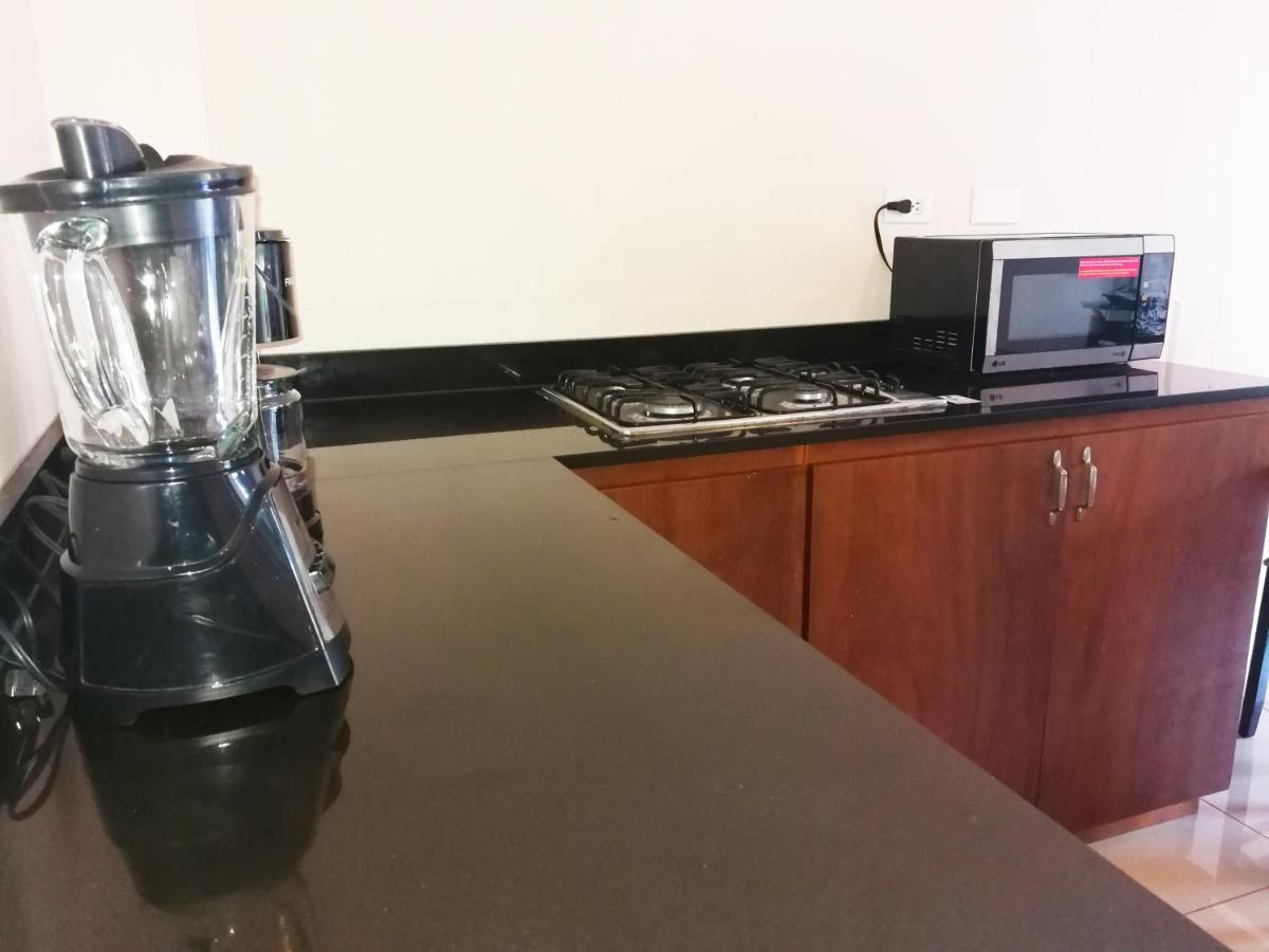 Agua Clara Eco Suites オラニエスタッド エクステリア 写真